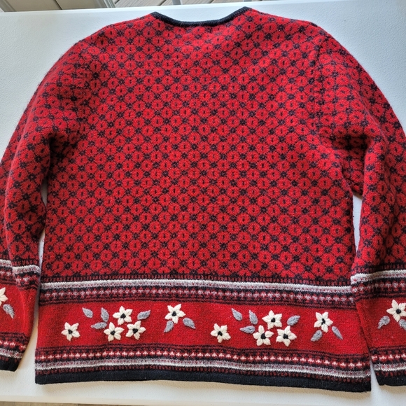 Woolrich Women's Cardigan Sweater 100% Wool Metal Clasp Sz XL Ruby Red VTG Japan - Picture 9 of 9